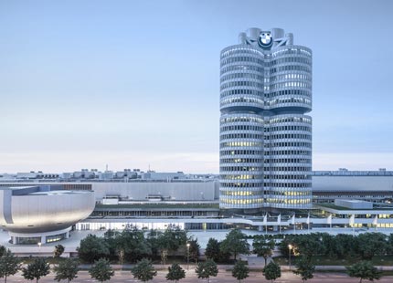 BMW-központ