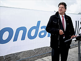 Reinhard Meyer , gazdasági miniszter a Schleswig- Holstein